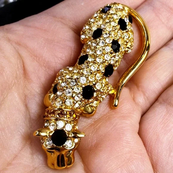 Giorgio Leopard Panther Gold Plated and Crystal Brooch/Pin - Picture 4 of 9